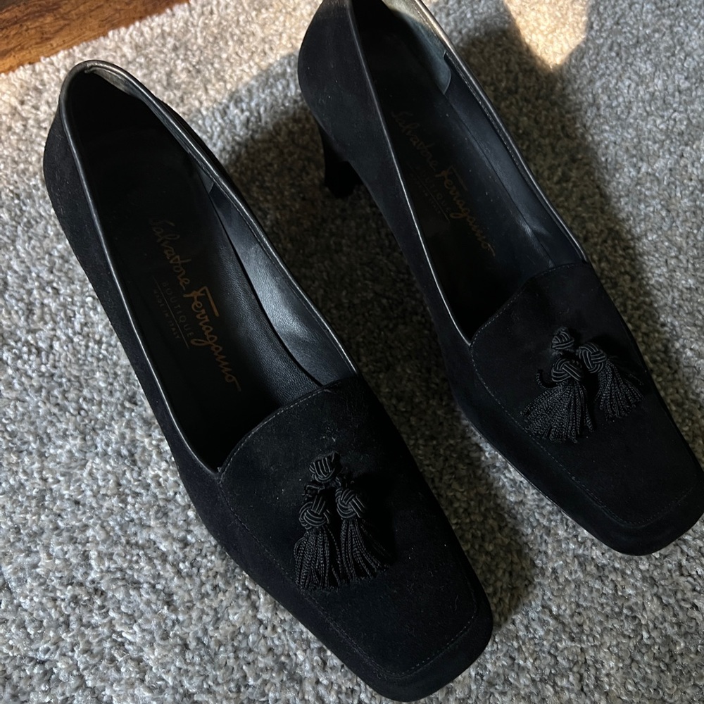 Vintage Salvatore Ferragamo black tassel suede loafers